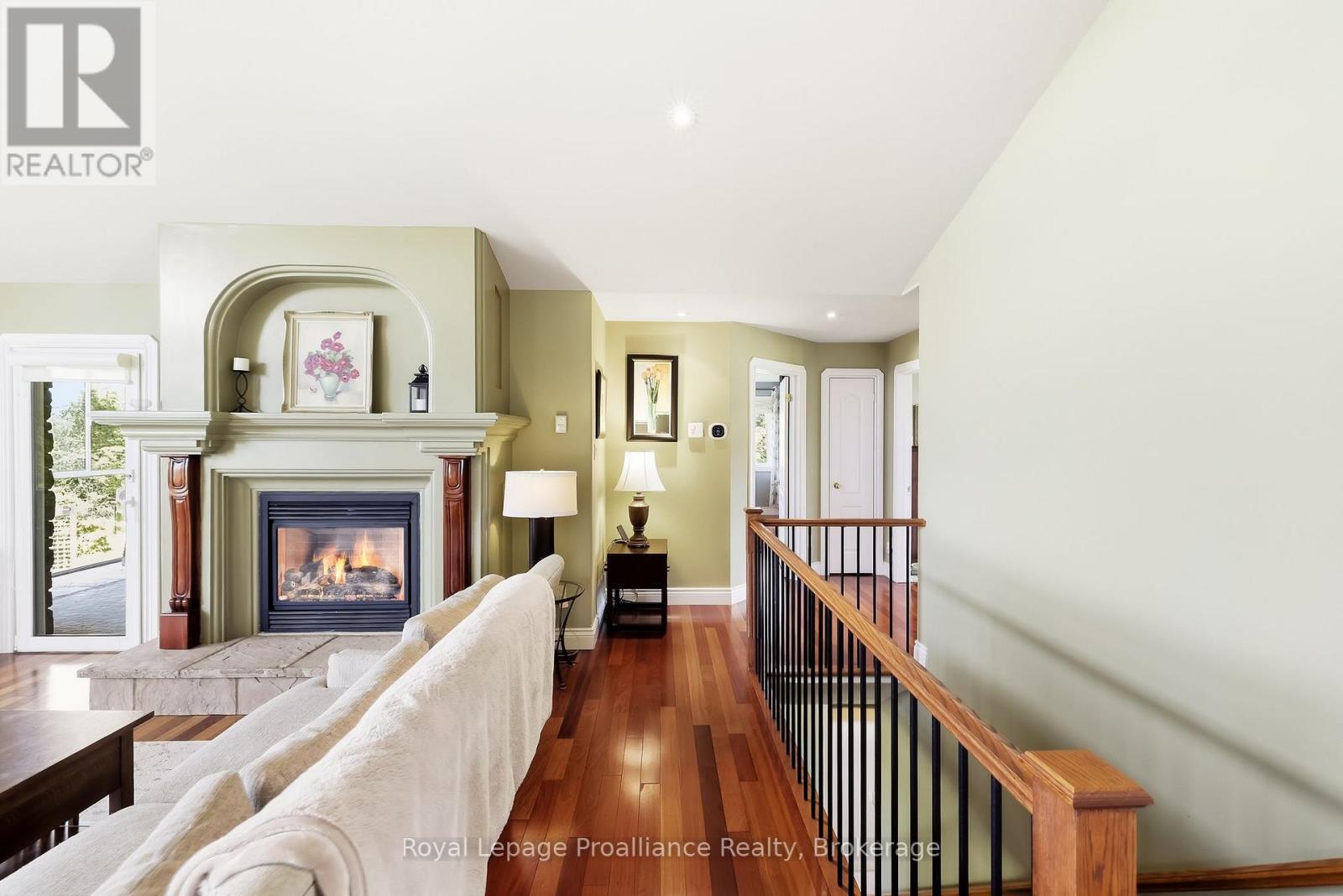 1674 Morris Avenue Property Photo 19