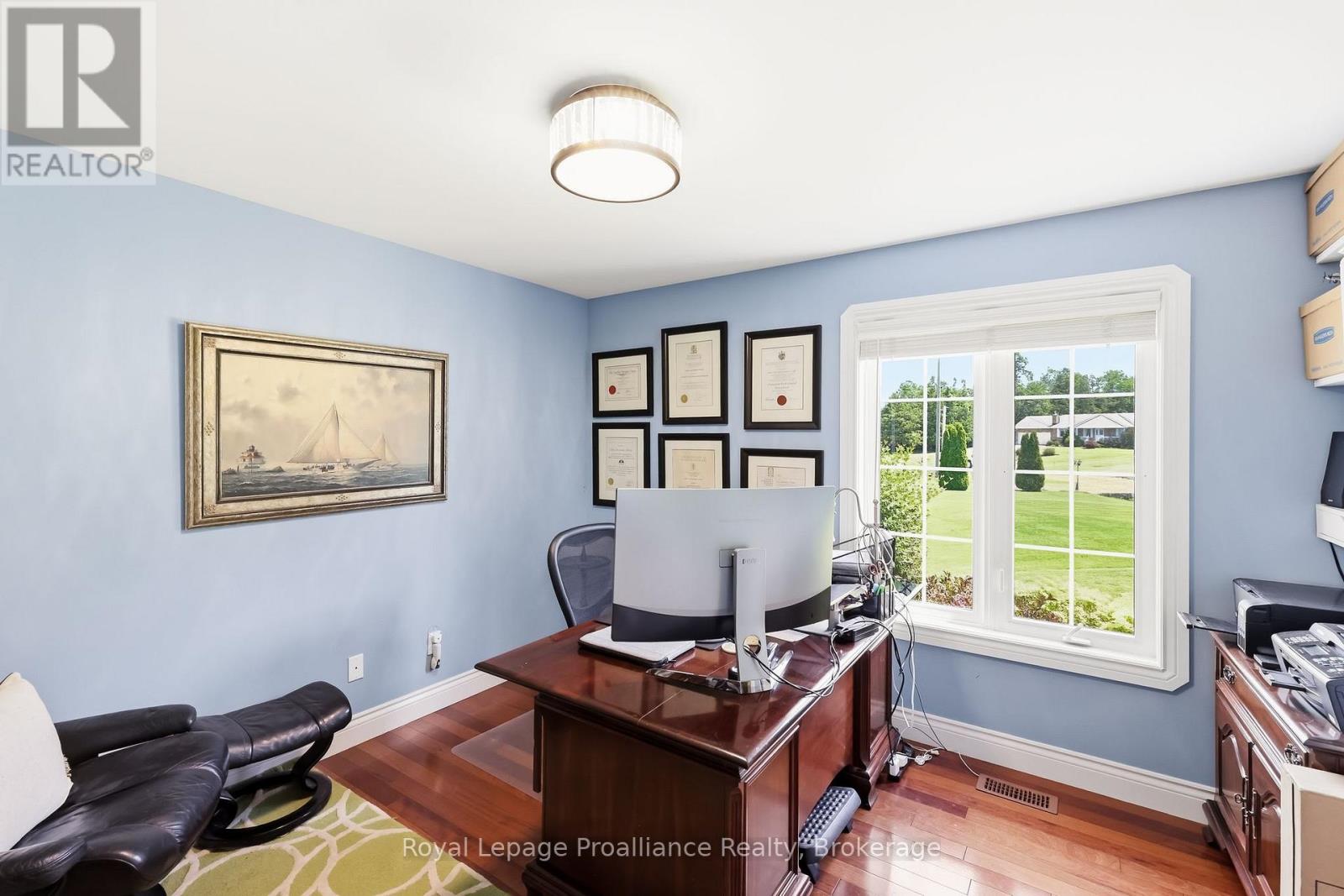 1674 Morris Avenue Property Photo 27