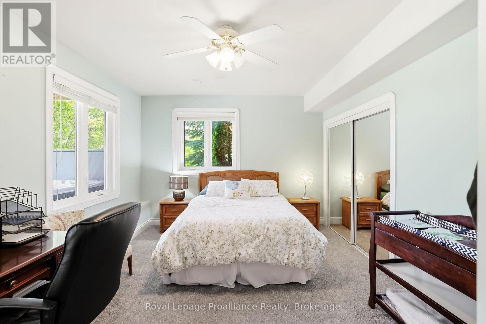 1674 Morris Avenue Property Photo 32