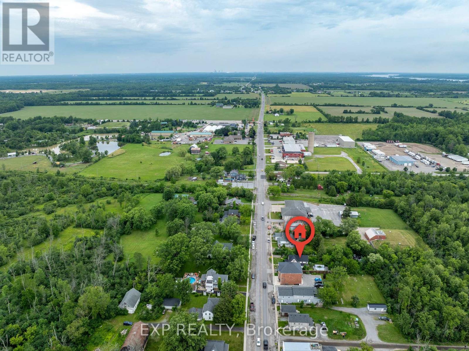 2632 Stevensville Road Property Photo 2