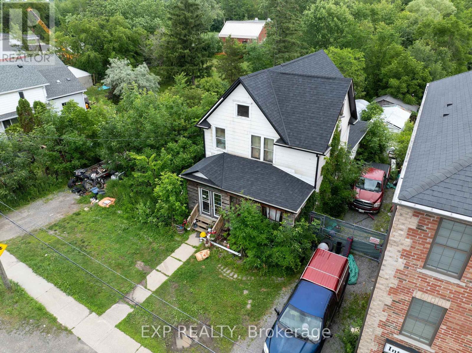 2632 Stevensville Road Property Photo 13