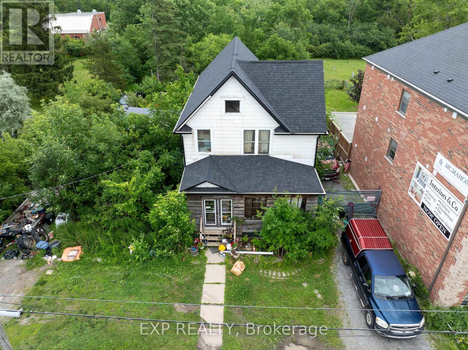 2632 Stevensville Road Property Photo 15
