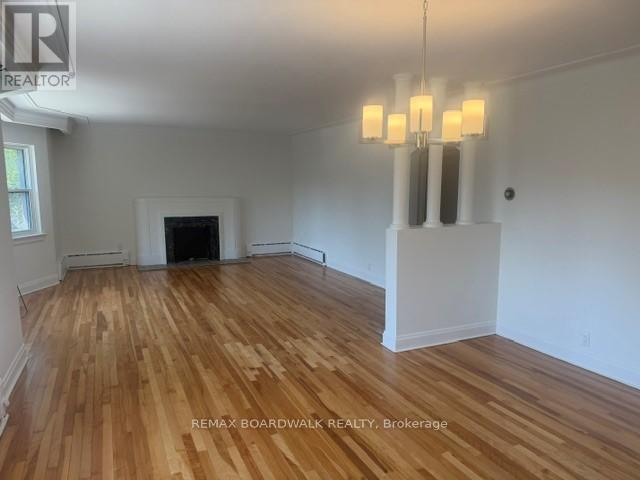 2 - 379 Stewart Street Property Photo 5