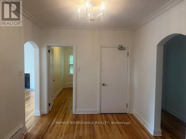 2 - 379 Stewart Street Property Photo 8
