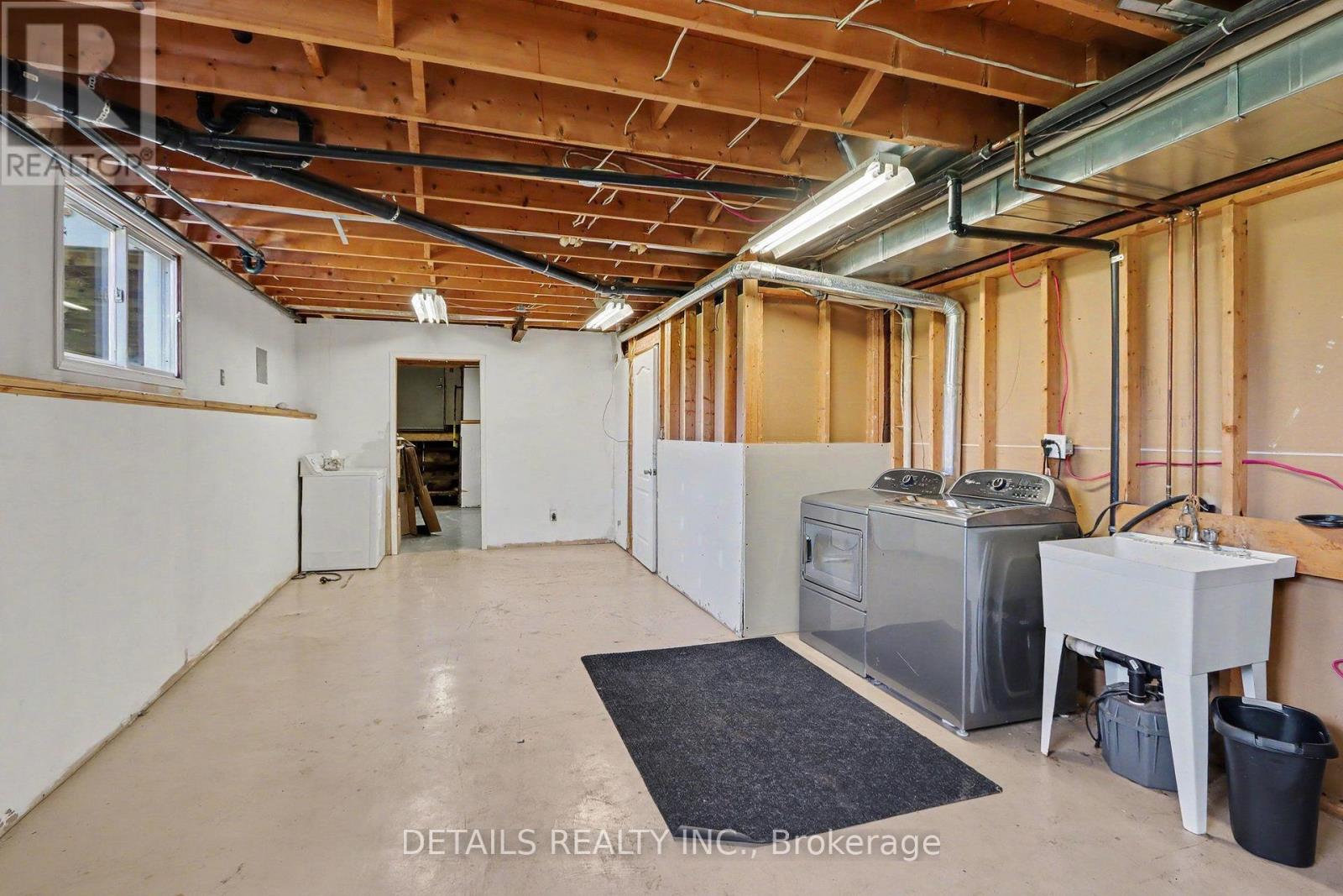 559 Main Street Property Photo 26