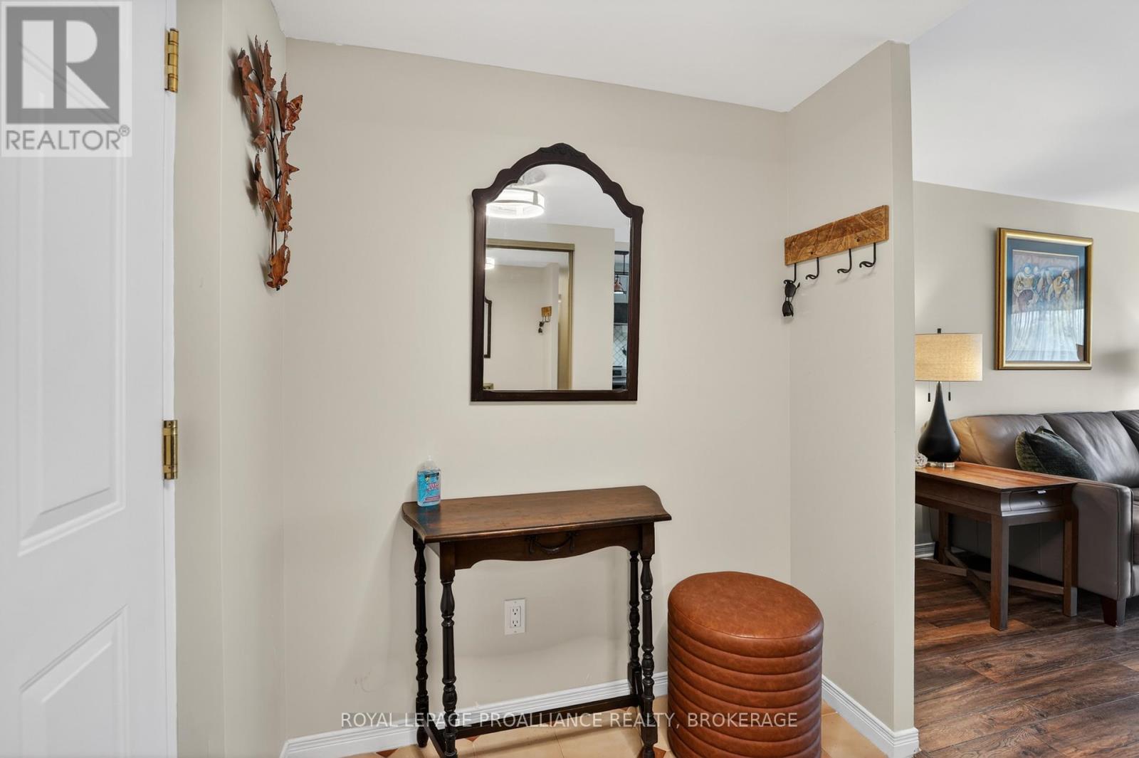 401 - 257 Bath Road Property Photo 3