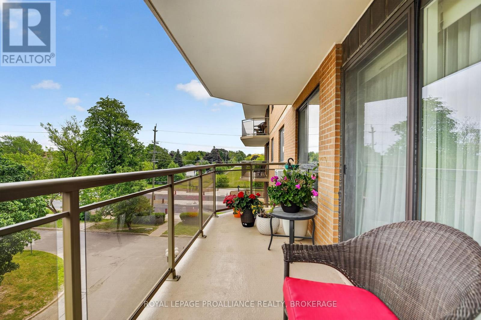 401 - 257 Bath Road Property Photo 36