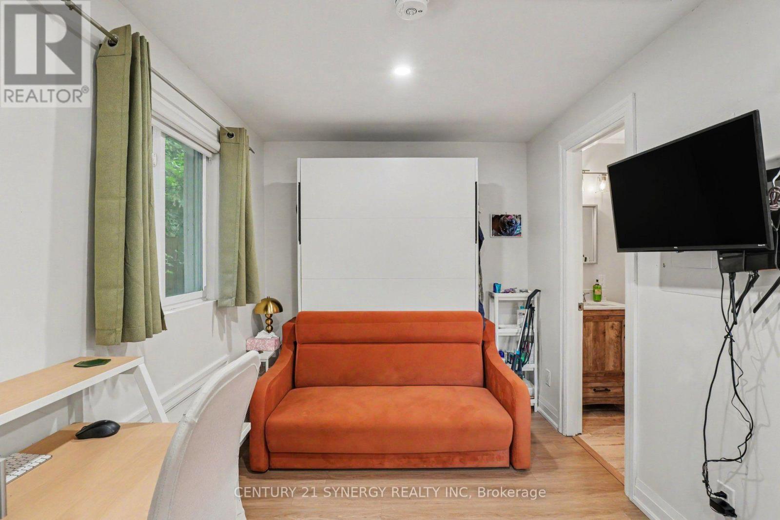 95 Templeton Street Property Photo 3
