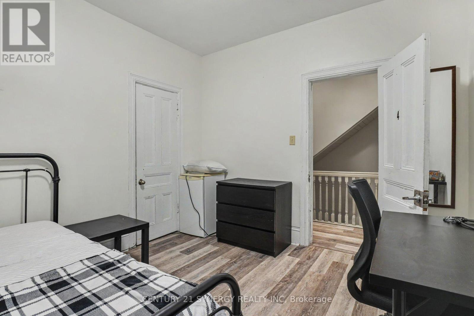 95 Templeton Street Property Photo 12