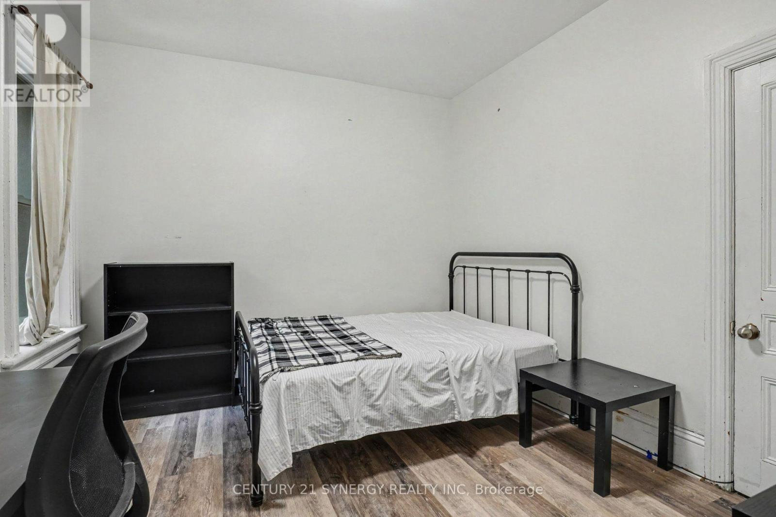95 Templeton Street Property Photo 13
