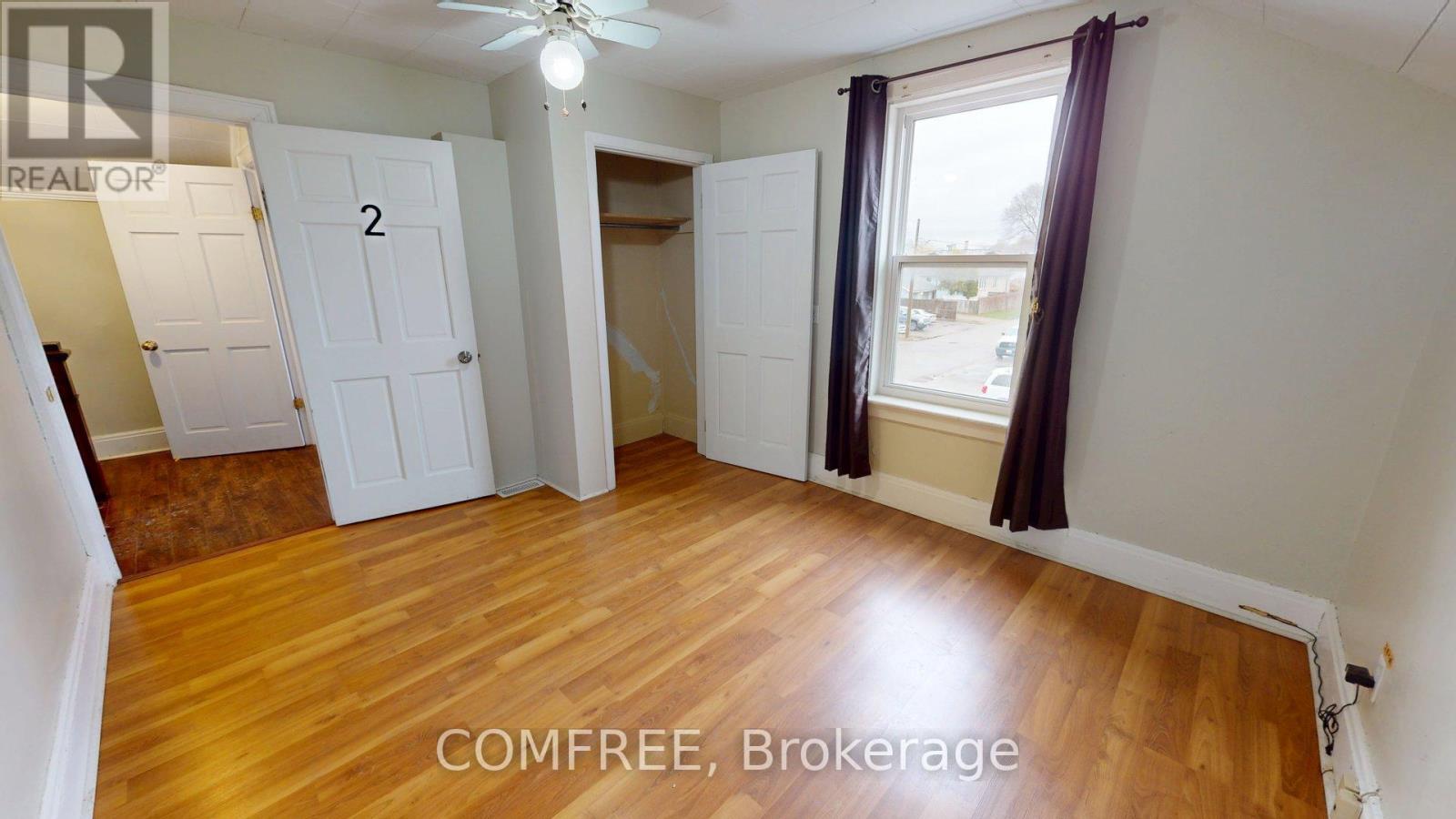 1405 King Street E Property Photo 14