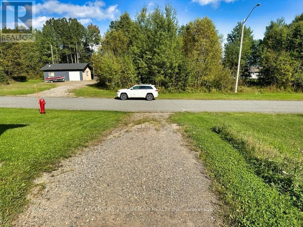 29 Parkway Place Property Photo 2