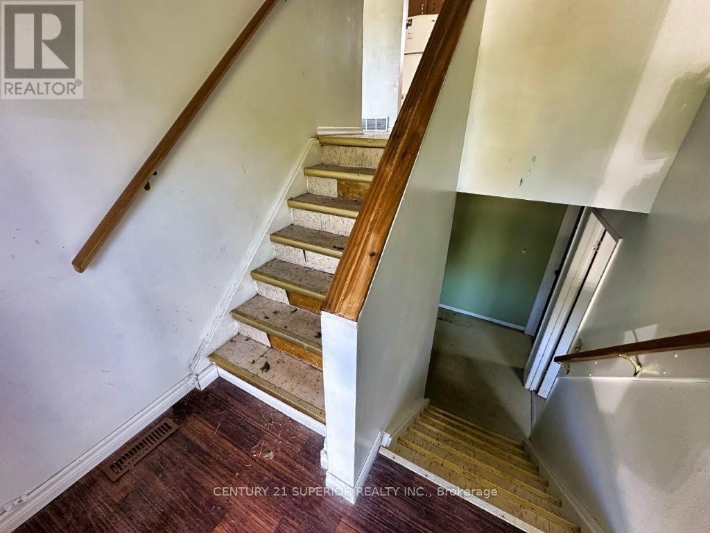 29 Parkway Place Property Photo 4