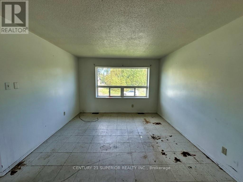 29 Parkway Place Property Photo 5