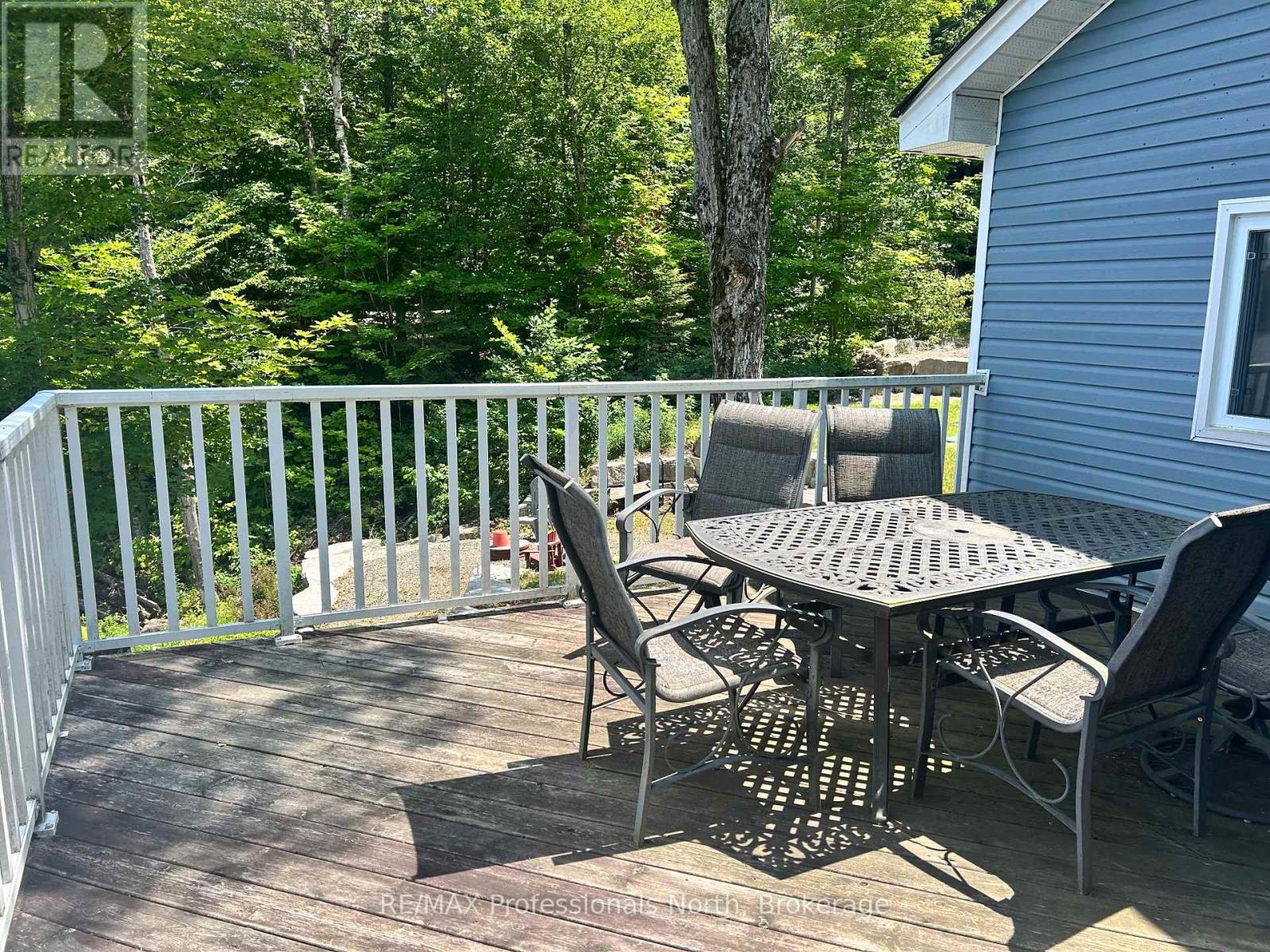 1129 Comak Crescent Property Photo 20