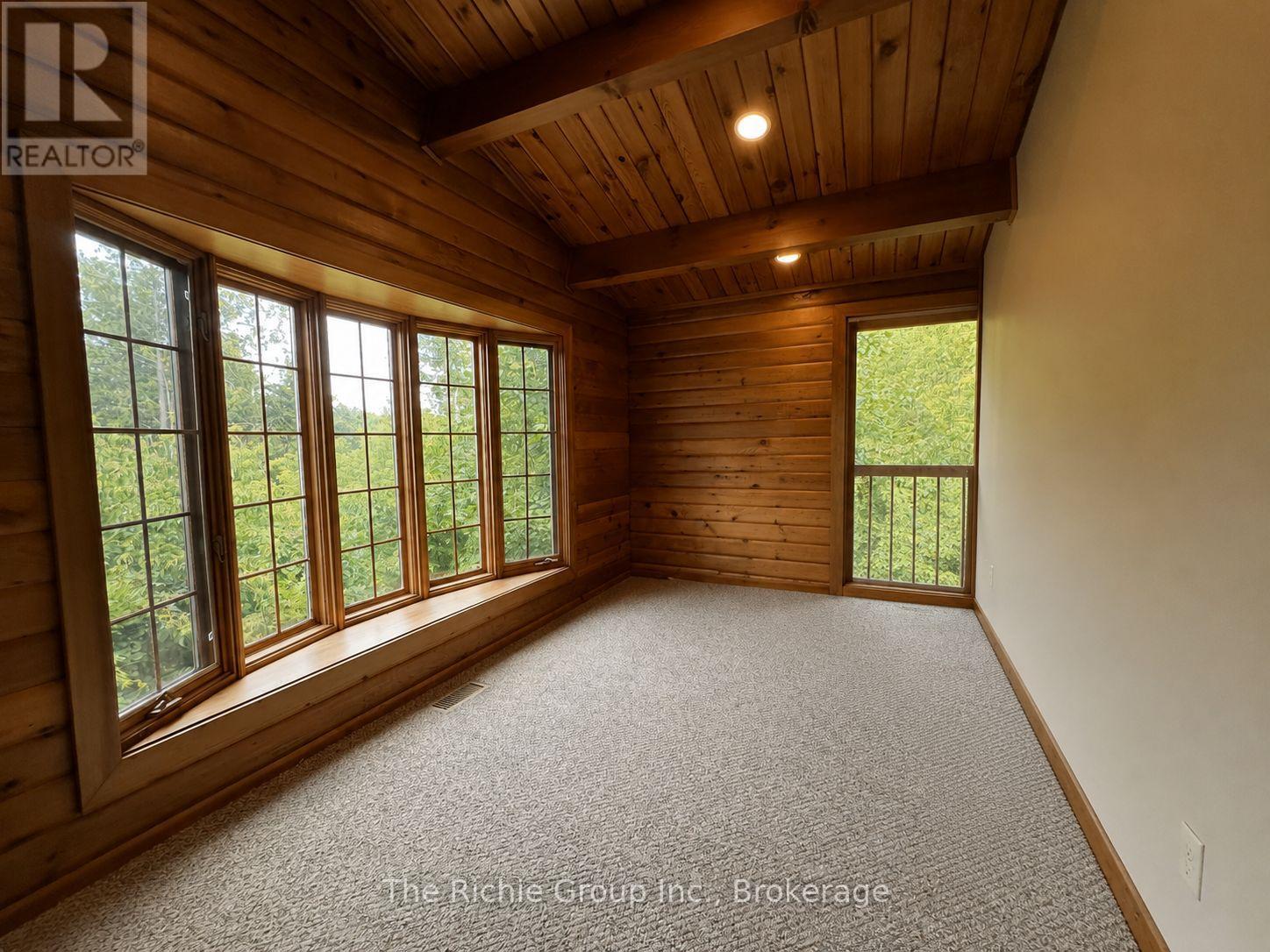 Unit 2 - 933009 Airport Road Property Photo 12