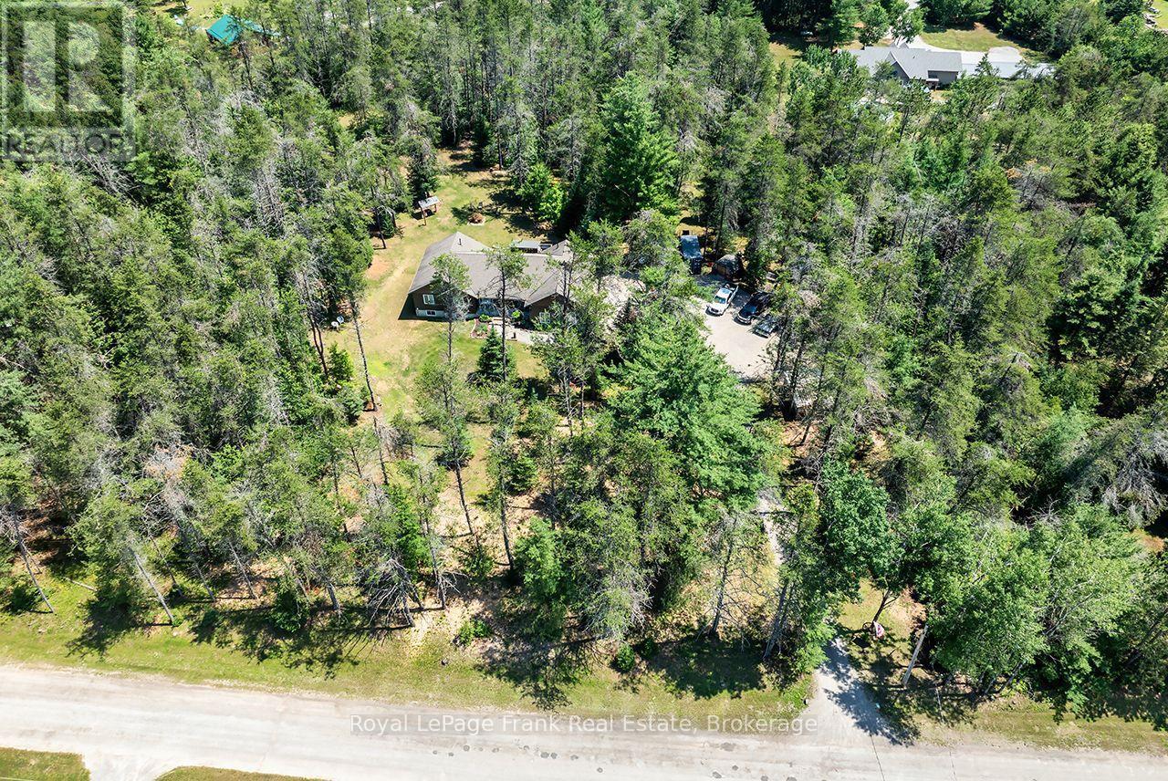 30 Hodgson Drive Property Photo 3