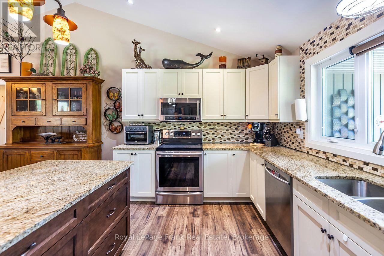 30 Hodgson Drive Property Photo 14