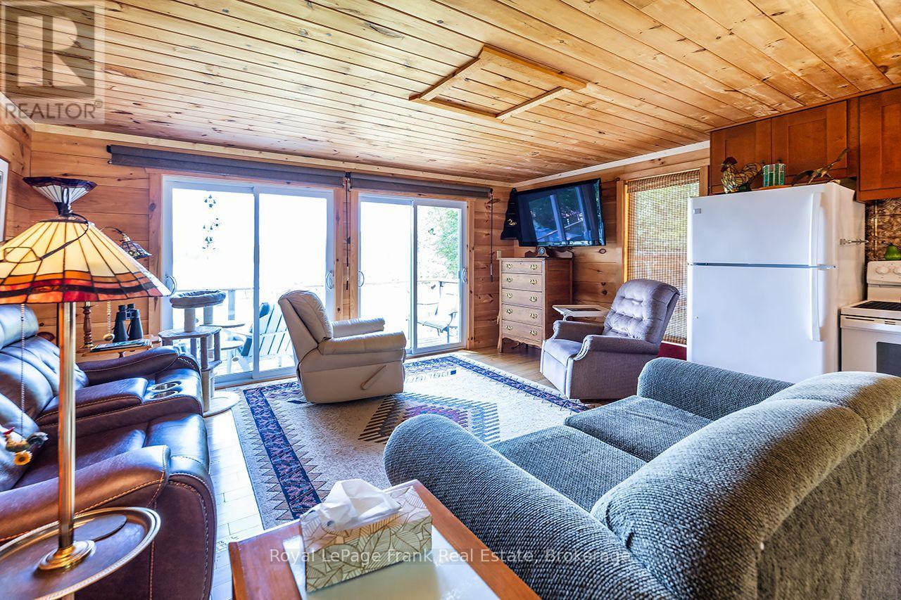 1014 Riding Trail Property Photo 9