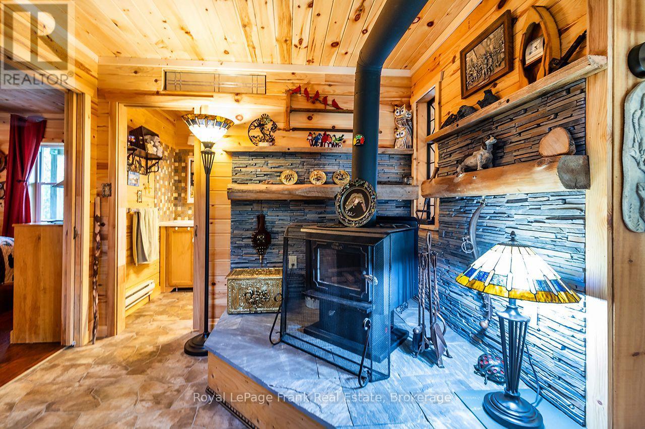 1014 Riding Trail Property Photo 11