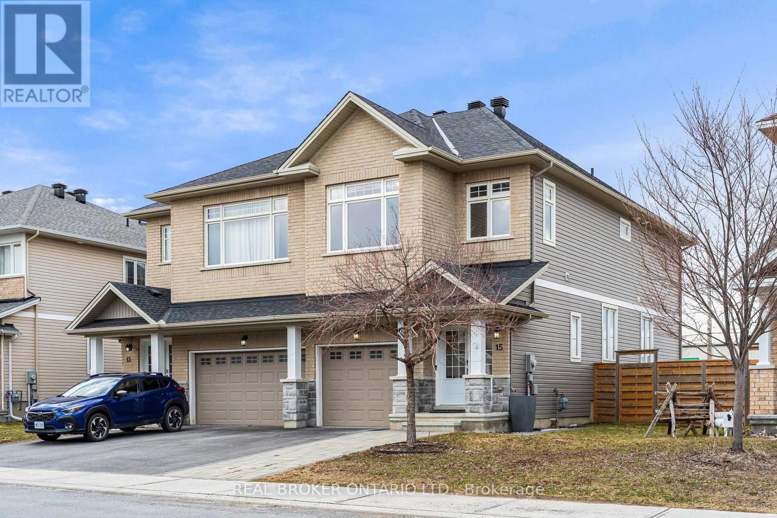 15 PEEVER PLACE Property Photo 1