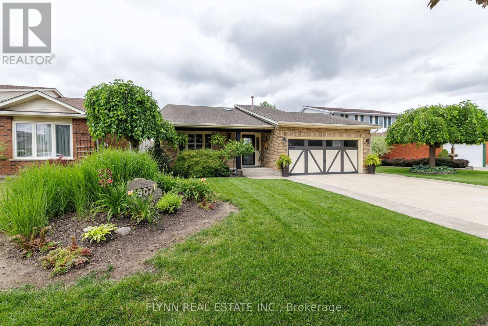 3907 CARDINAL DRIVE