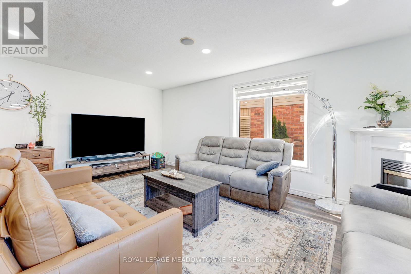 71 Mcfarlane Drive Property Photo 13