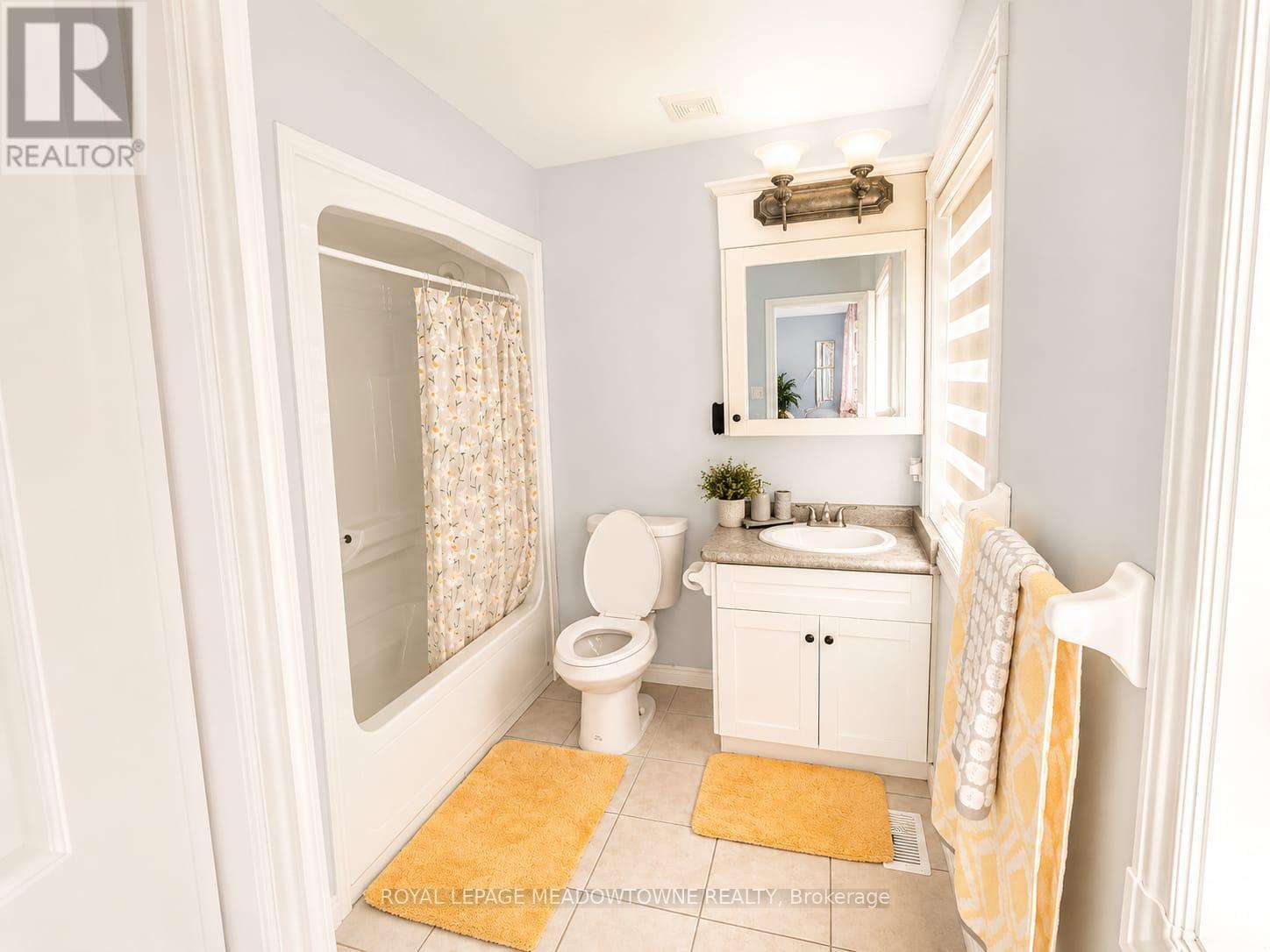 71 Mcfarlane Drive Property Photo 18