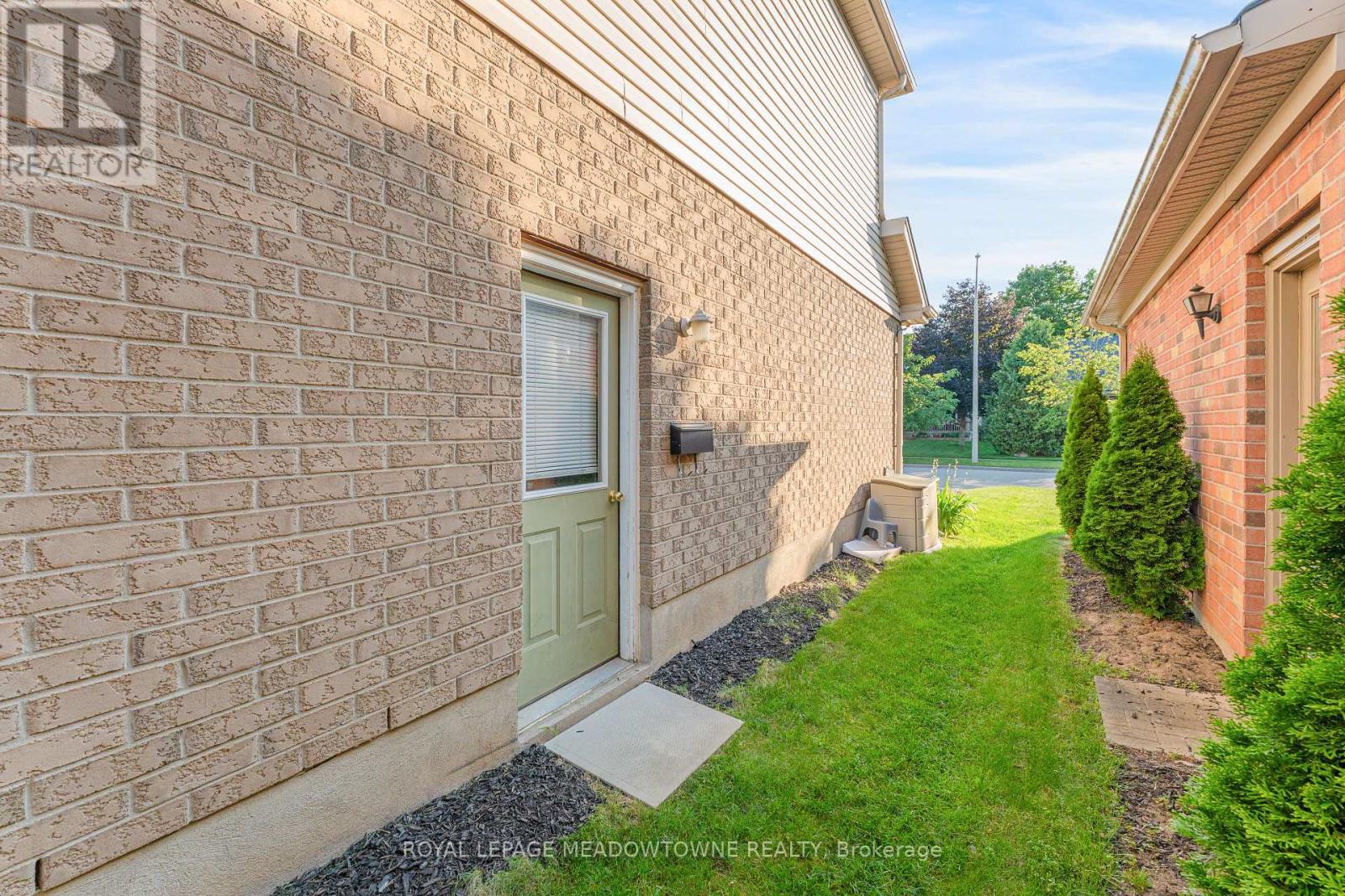 71 Mcfarlane Drive Property Photo 44