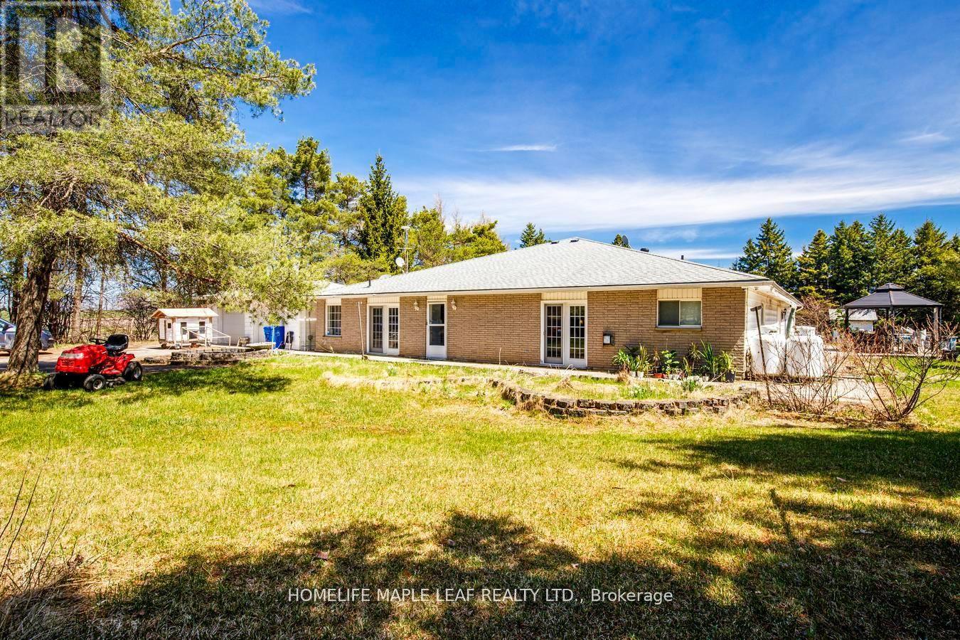 514249 2nd Line Property Photo 3