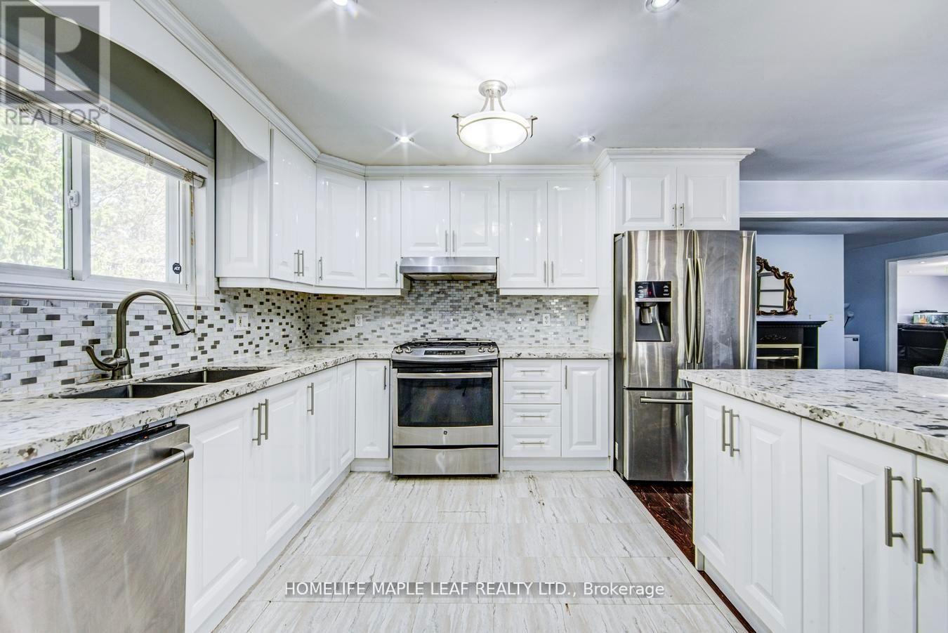 514249 2nd Line Property Photo 11