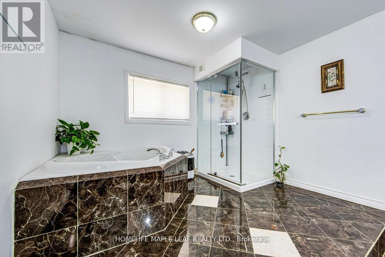514249 2nd Line Property Photo 14