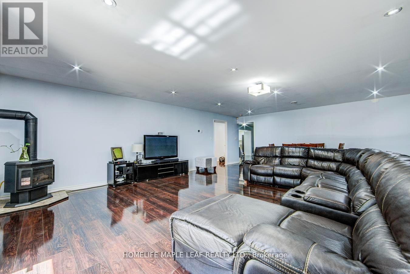 514249 2nd Line Property Photo 20