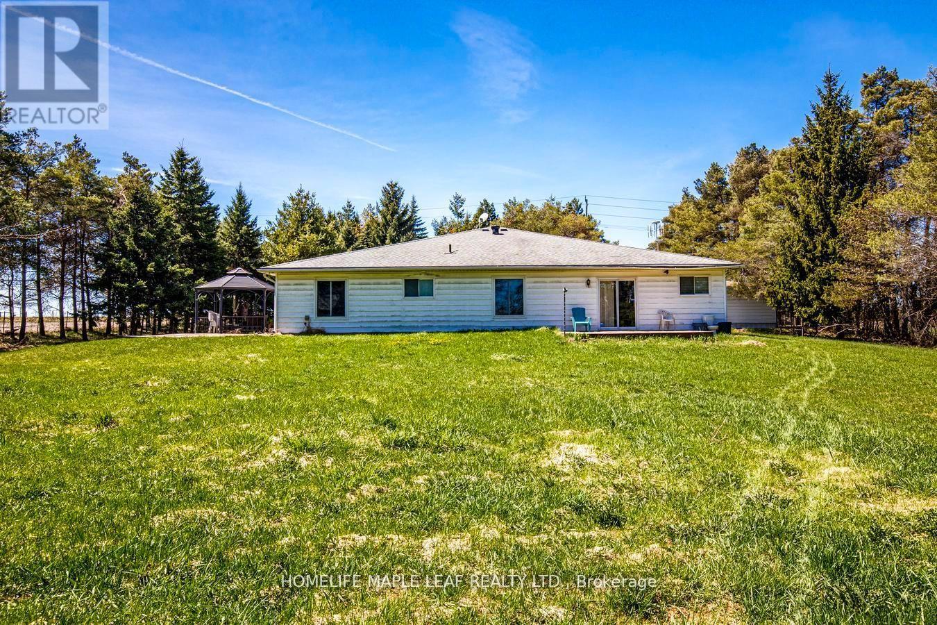514249 2nd Line Property Photo 32