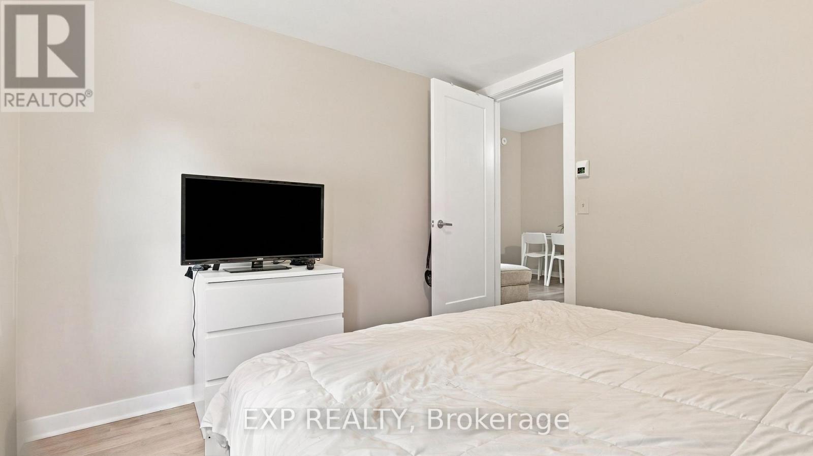 20 Henry Street Property Photo 16