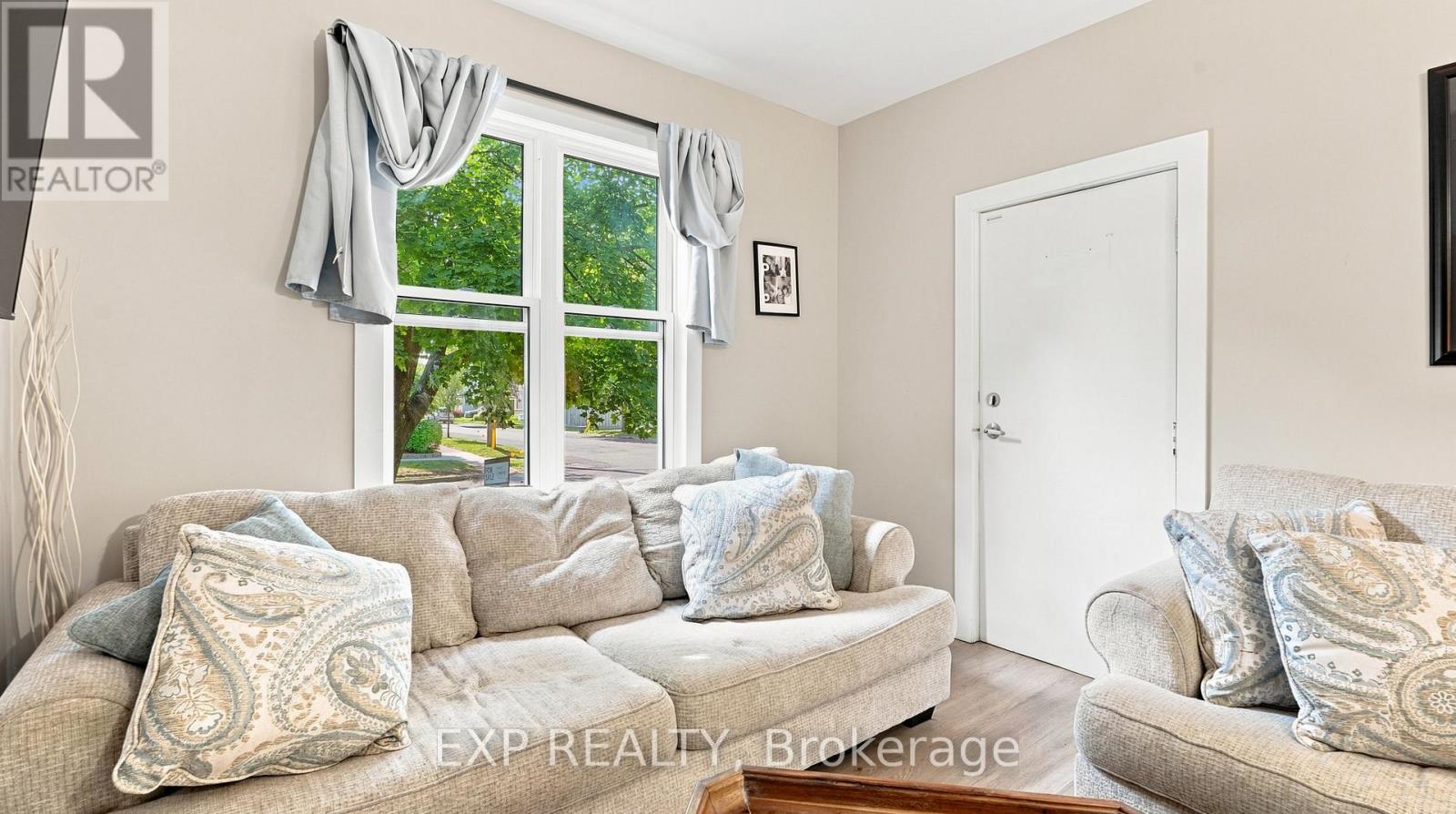 20 Henry Street Property Photo 20