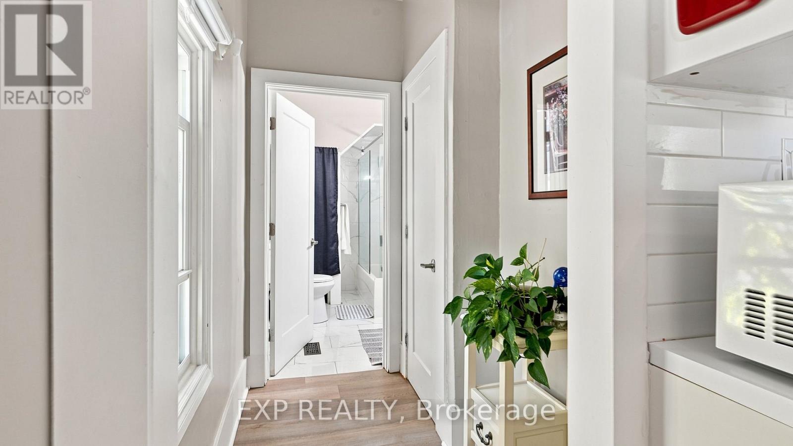 20 Henry Street Property Photo 24