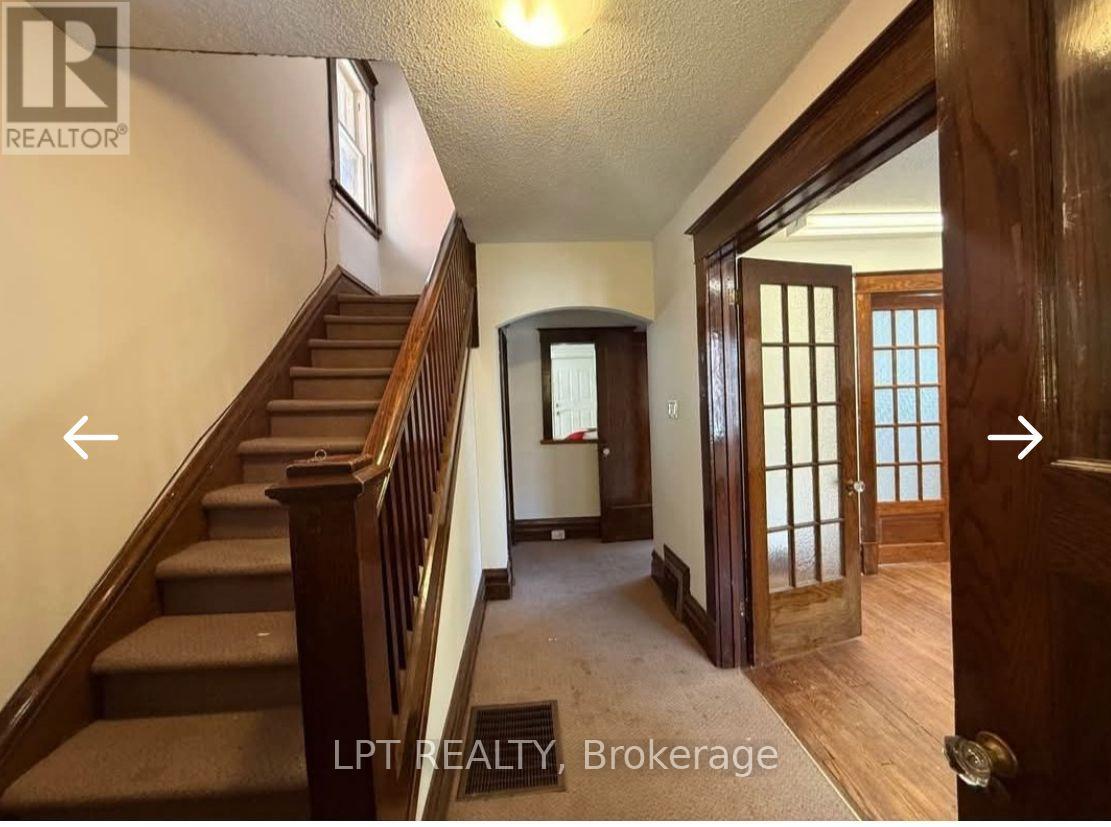 322 Waverley Street Property Photo 2