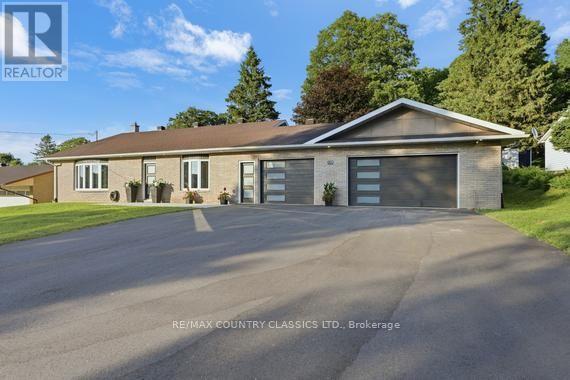 158 Bridge Street W Property Photo 1