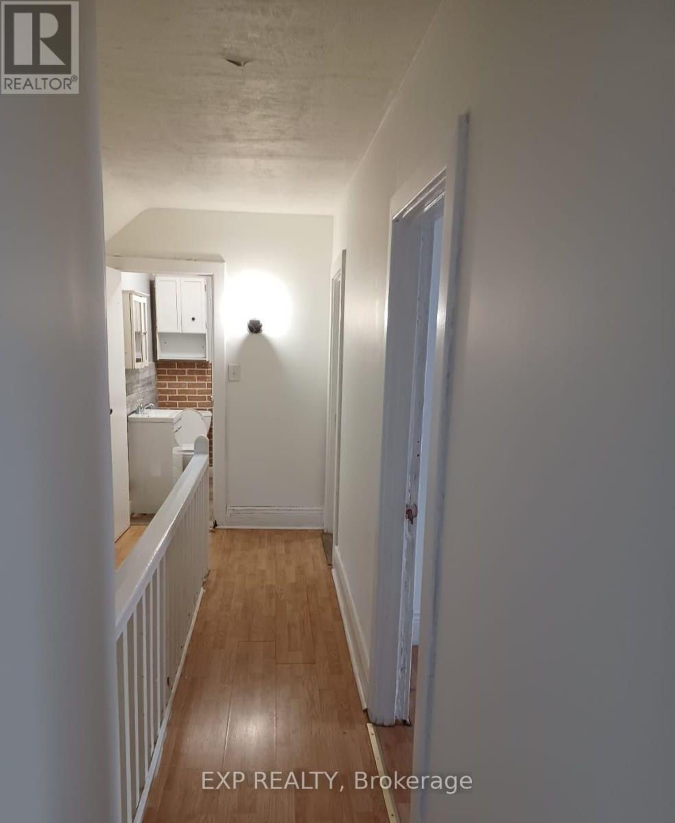 12 Mayflower Avenue Property Photo 2