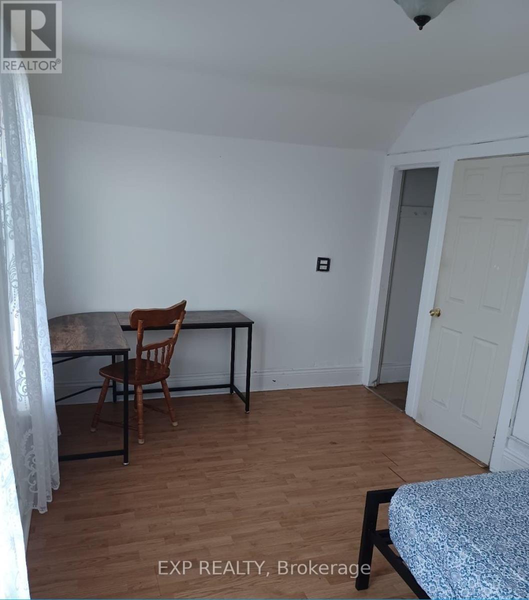 12 Mayflower Avenue Property Photo 10