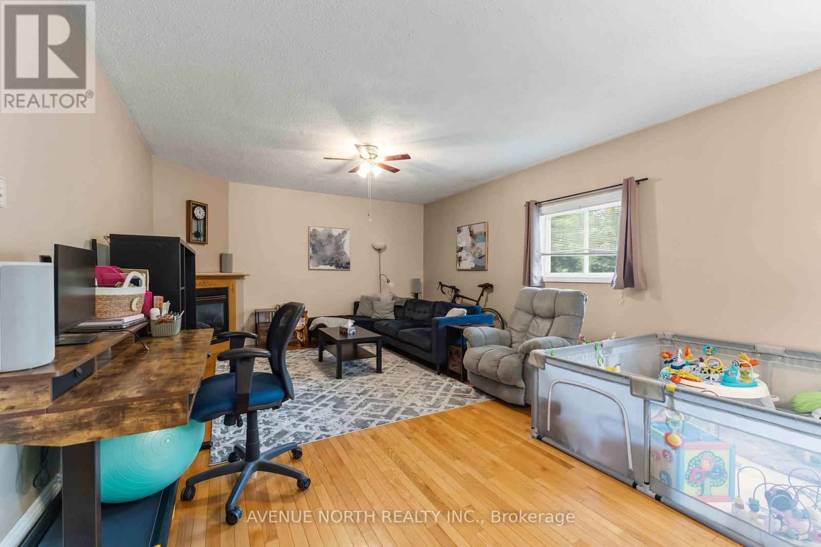 6803 Barsona Place Property Photo 13
