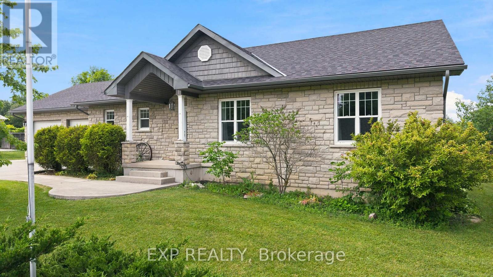 14 Regency Drive Photo de la propriété 1