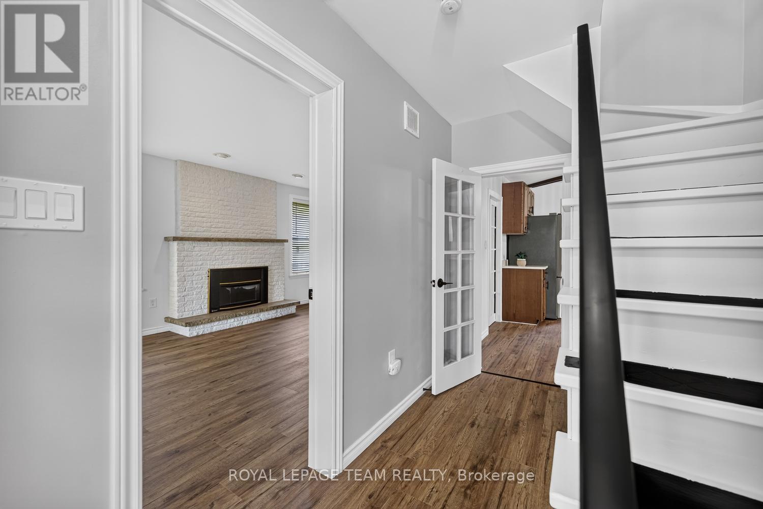 376 Hyde Street Property Photo 9