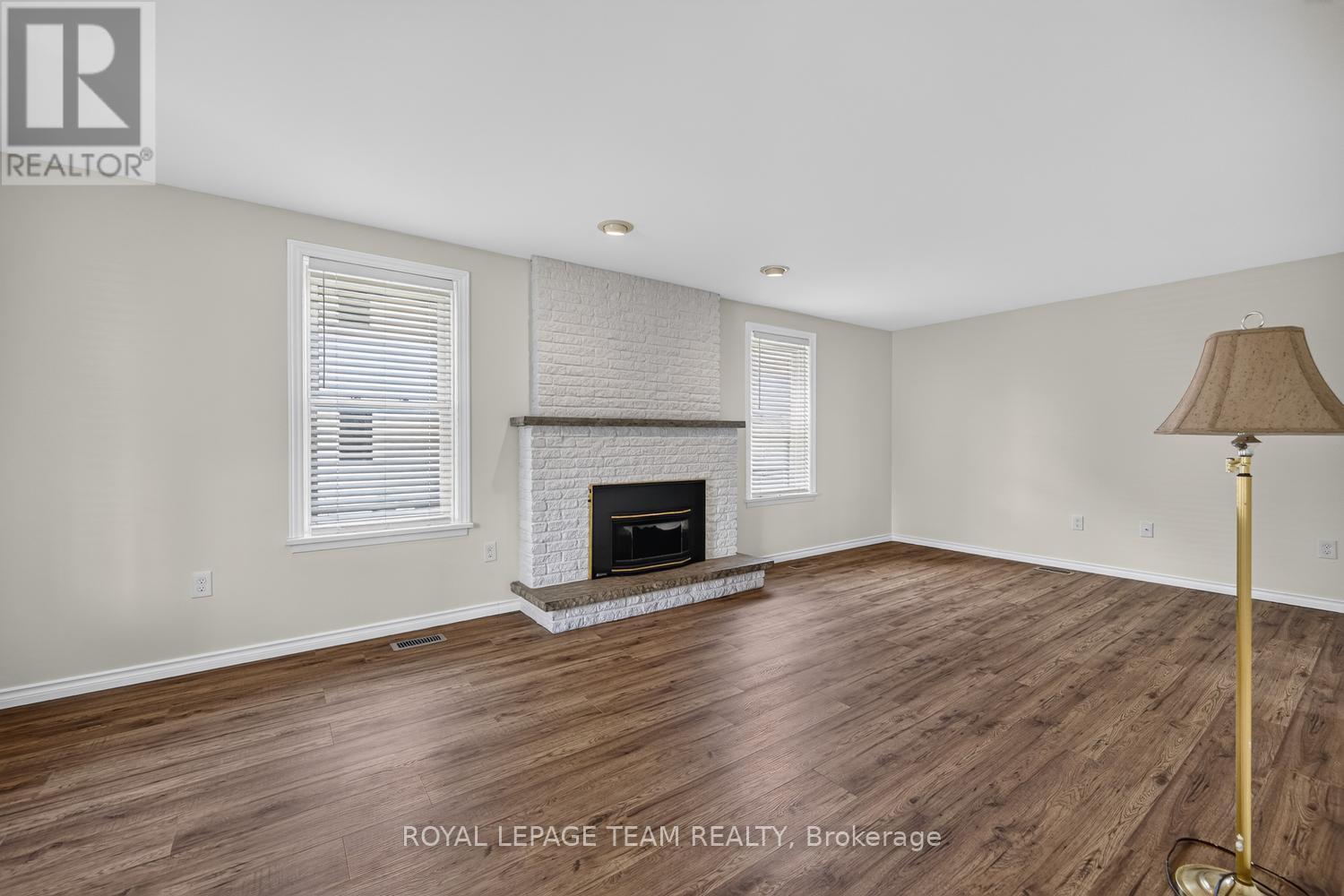 376 Hyde Street Property Photo 10