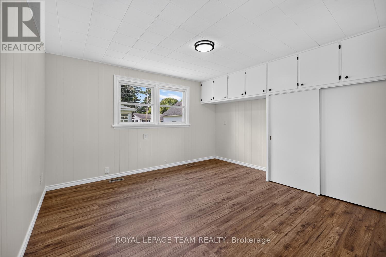 376 Hyde Street Property Photo 17