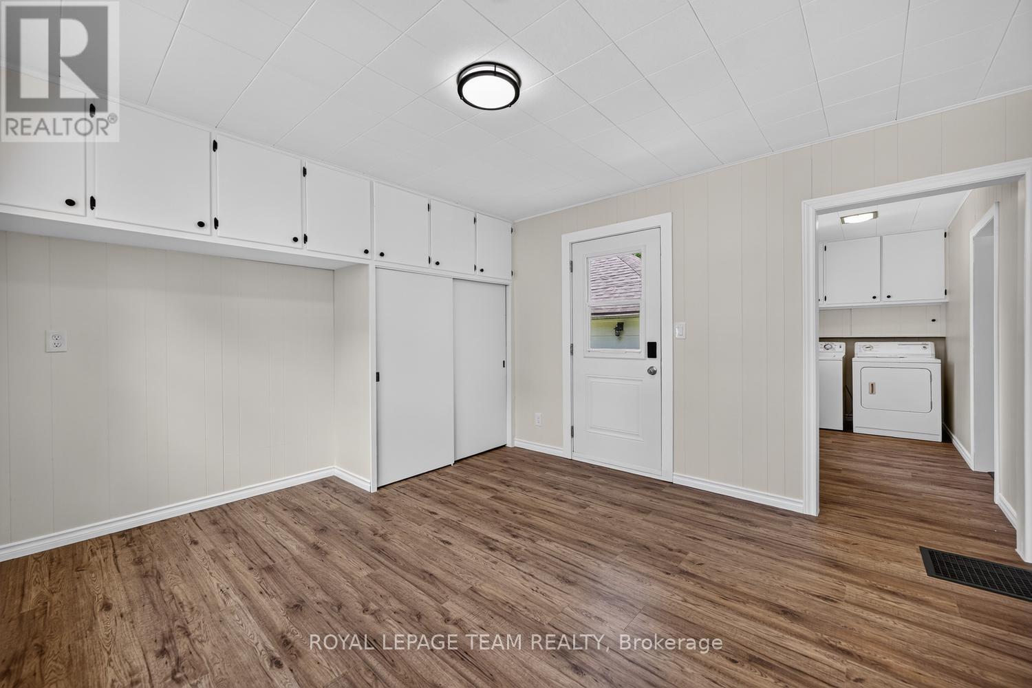 376 Hyde Street Property Photo 18