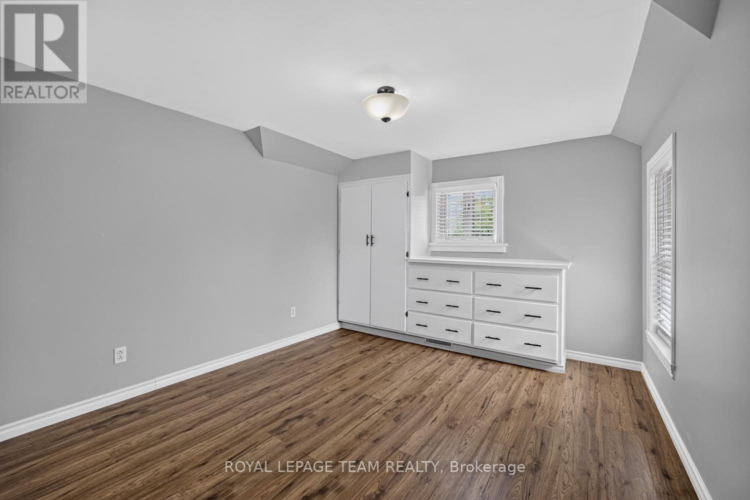 376 Hyde Street Property Photo 22