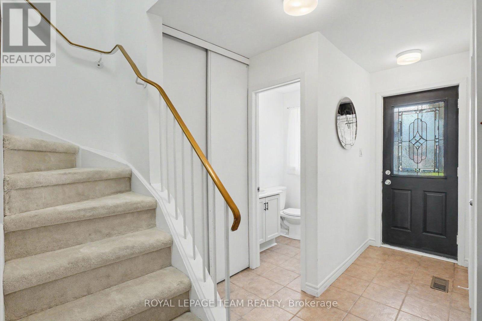 42 Sundback Lane Property Photo 3