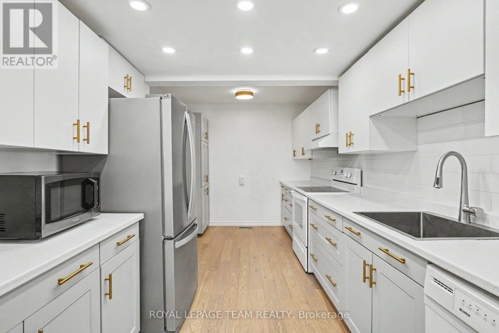 42 Sundback Lane Property Photo 8